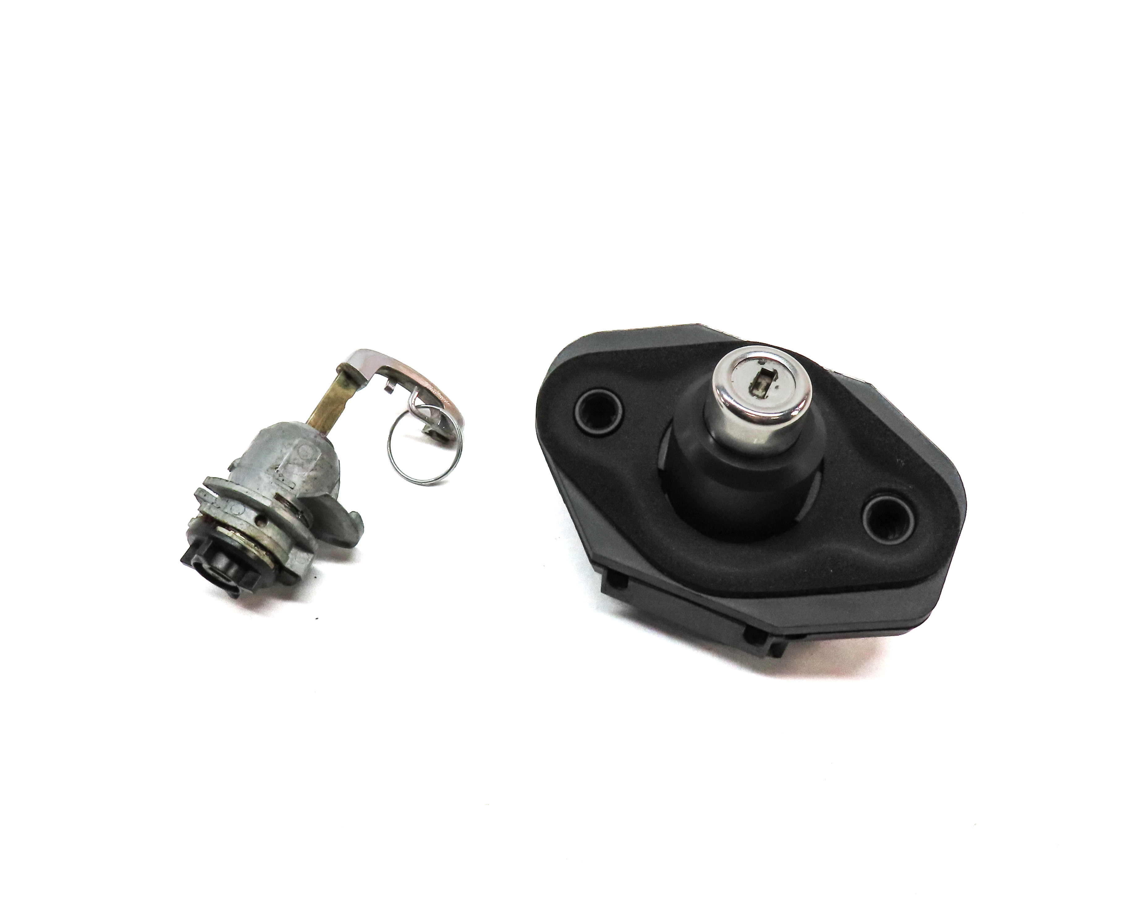 2014 BMW 750Li (F01) REAR TRUNK LID LOCK CYLINDER w/KEY — exact item pictured